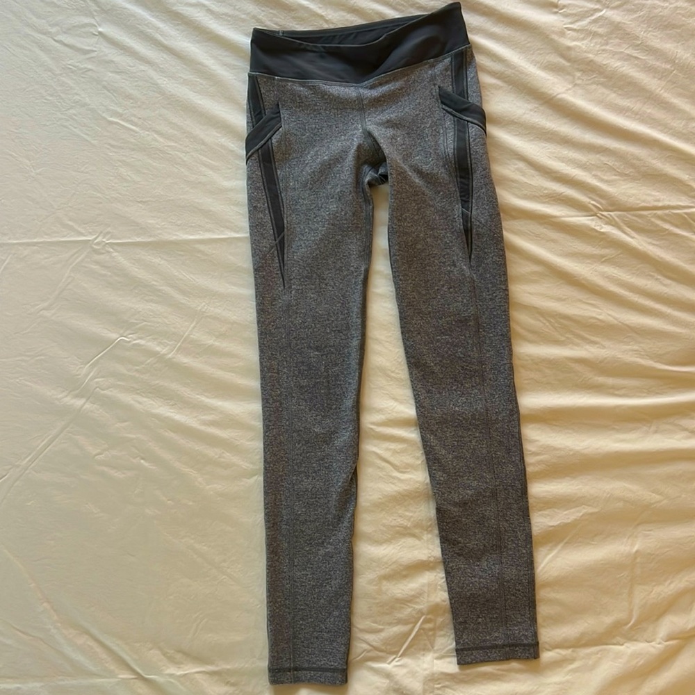 Girls athletic leggings